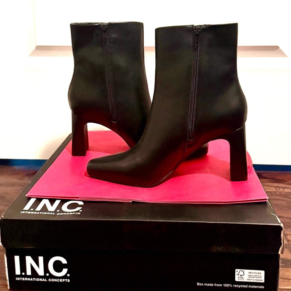 I.N.C Women's Odelya Dress Booties | Size 8.5M | Black | NIB - Picture 3 of 5